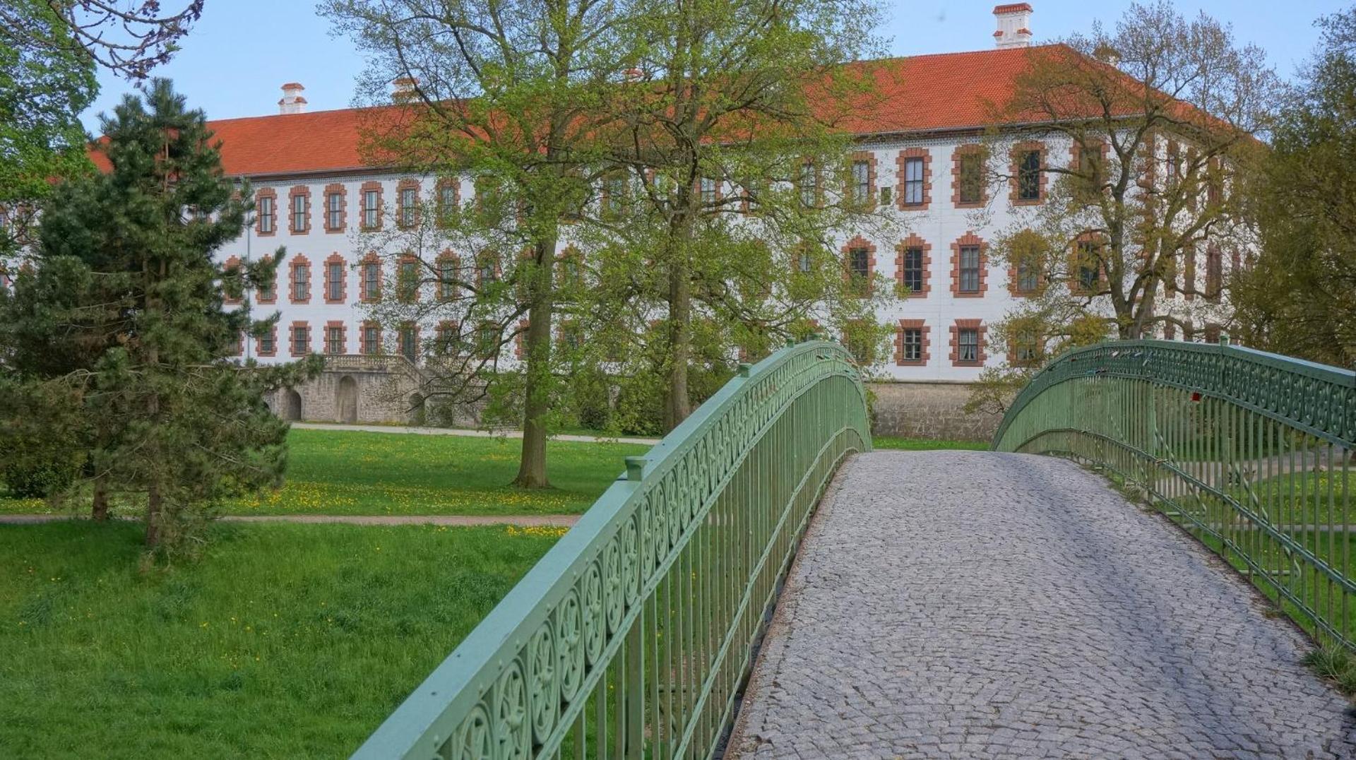 Studio Im Herzen Meiningen -Erdgeschoss- Екстериор снимка